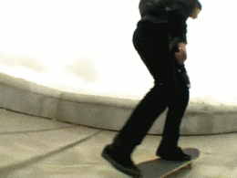 大哥|搞笑GIF：大哥，今天很高兴吧终于发工资了