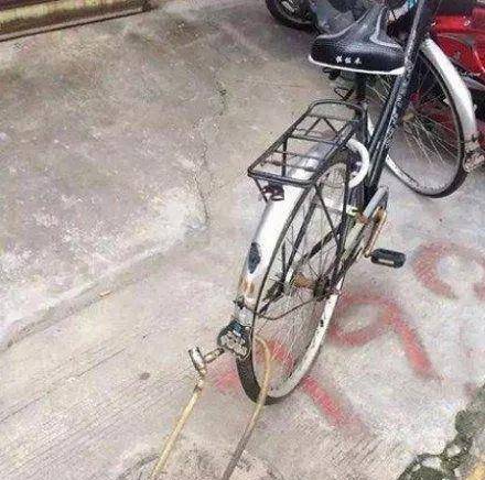 大区|他成了一个与车打交道与有钱人打交道的碰瓷人