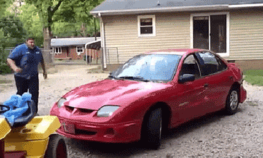 上水|搞笑GIF:新买的鞋子,绝对不能让它沾上水!