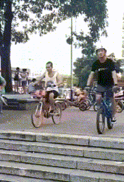 姑娘|搞笑GIF: 这是姑娘结婚要的“五金”吗?