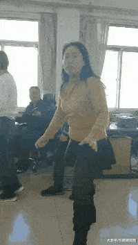 抵抗力|搞笑GIF: 对这种萌萌哒的女生毫无抵抗力