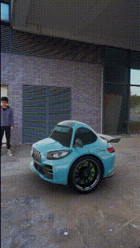 就是|搞笑GIF:姑娘换衣服就是任性,大家赶紧都学着点