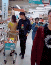 肛肠科|搞笑GIF:这技术一个月开多少钱合适?