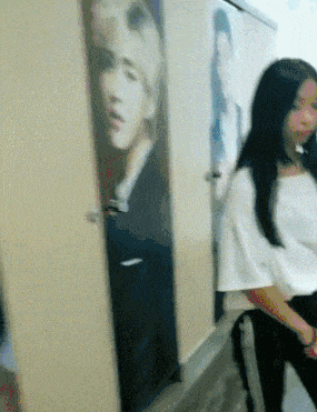 在行|搞笑GIF图：有车有房，摇车在行