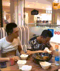 部门|爆笑GIF趣图:公司里业绩最高的一个部门,我们部门没资格跳这样的舞!