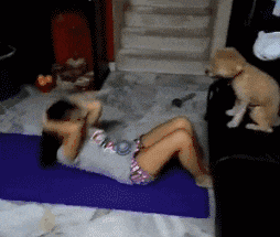 一刹那|搞笑GIF:当她回头的那一刹那我差点吐出来了