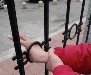 寿司|手欠的下场，这次出不来了吧