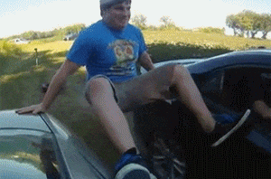 挺特|搞笑GIF：人竟然没事，太幸运了！拿就从来吧！