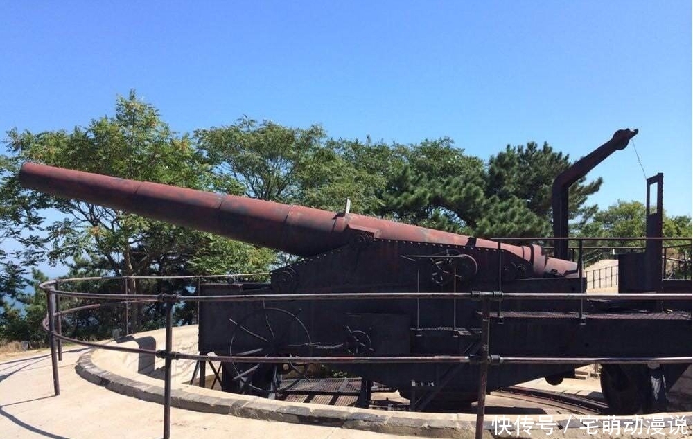 克虏伯火炮的原因,李鸿章在给清政府的奏折中解释说:"后膛装药枪炮最