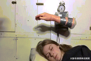 风趣|风趣GIF: 你们家猫有多努力你造嘛？！