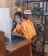 士奇|搞笑GIF趣图:哈士奇整天就知道玩,金毛已经开始干活了