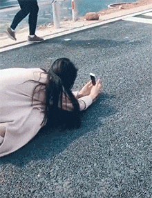 太上皇|搞笑GIF:这是遇到你家太上皇了吗?行这么大礼