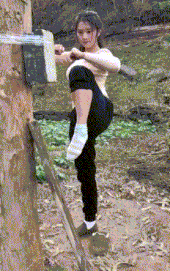 正太|搞笑GIF动图:一星期没有见到过你男朋友的你