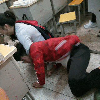 创口贴|姑娘你这创口贴是不是有些太大了