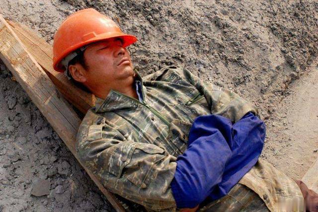 睡觉不能头朝东脚朝西农村老人留下的睡觉讲究有哪些