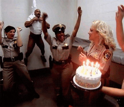 悲剧|搞笑GIF:我感觉狂欢之后,那肯定要悲剧了