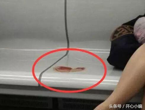 小娘|小娘们一言不合就趴墙头,隔壁大叔乐坏了,细心的王大妈找到亮点