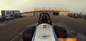 尴尬|搞笑GIF:这就尴尬了,一群男人看的很开心!!!