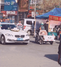 麻将|搞笑gif:这叫麻将迷?错,这叫敬业