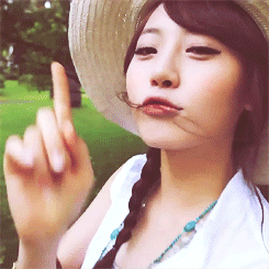 邢台|搞笑GIF：吃个东西都能飞起来