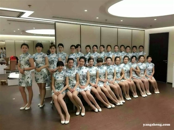 妹子|倒数第三个妹子太不要脸了