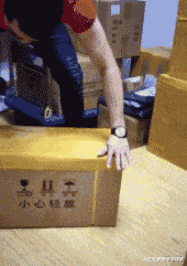 胶带|风趣GIF:这胶带缠的,胶带厂都笑了