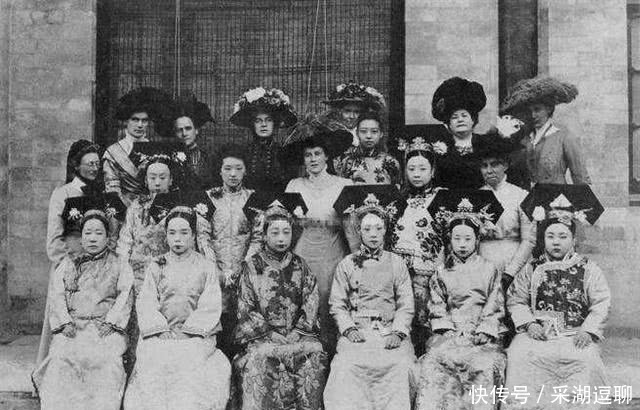 历史照片记录下的清朝后宫体态不一与我们想象中的样貌有差距