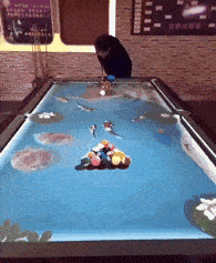 屈原|搞笑GIF：我不会告诉你，穿帮在右下角