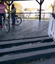 两个|搞笑GIF：老师，我要举报，他们两个人作弊