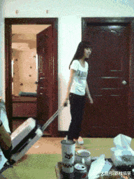 妹子|搞笑GIF：该起床了