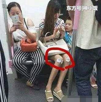 妹子|一看妹子就是一个有故事的女人