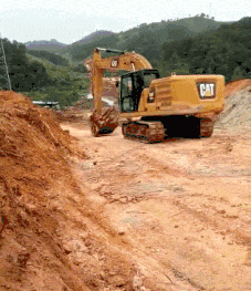 来人|搞笑GIF：来人哪，把这货拉出去斩了！