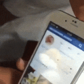 小姨子|搞笑GIF趣图：去岳母家，一进门就听岳母在凶小姨子！