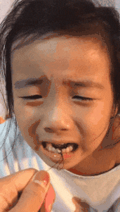 这辆|搞笑GIF：大哥，这么有情趣的裤子，和这辆车是配套的吗