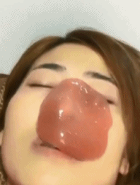 女朋友|非常雷人的GIF动图：这么戏耍自己的女朋友，真的好吗