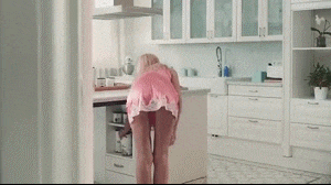 这是|搞笑GIF趣图:我裤子都脱了,你却给我看这个