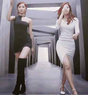 进水管|搞笑段子:差一步没碗,就牵着狗走散,差一步掉进水管无法生还