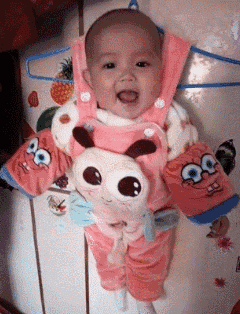 当家|搞笑GIF趣图:穷人家的孩子早当家,这句话真的不假