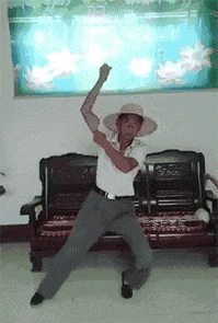 德友|搞笑gif趣图:大爷,你还收不收徒弟,我想学艺不想结婚