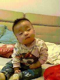 喷壶|搞笑趣图:今天去理发,看到理发师的动作我心里有种奇怪的感觉