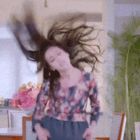 怪怪|爆笑GIF: 这场景总觉得哪里怪怪的