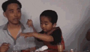 梦想|搞笑GIF:自拍了,要文静,要保持形象