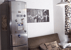 今天|搞笑GIF:可怜的泰迪,好像很容易成为大狗的目标