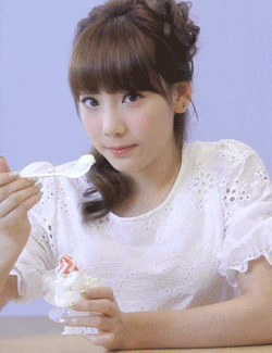 废品|搞笑gif趣图：好尴尬 哥们 你的棍子不够长啊