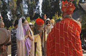 屈原|搞笑GIF：我不会告诉你，穿帮在右下角