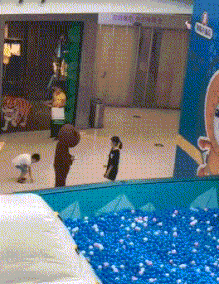 饲养员|你到底是个饲养员, 还是专门来害我的?