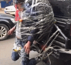 别致|爆笑GIF：大哥你这坐骑好别致啊！