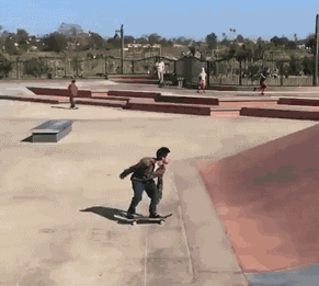 搞笑|搞笑GIF动图：伟哥，要不你就闻一闻算了，咖啡我来喝