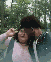 搞笑|搞笑GIF: 大妈，你是来搞笑的么，会不会游泳