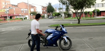 喇叭裤|搞笑GIF趣图：这种喇叭裤有多少80，90的回忆？